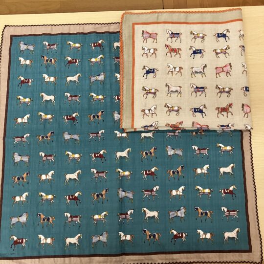 馬柄　ガーゼ大判　ハンカチ